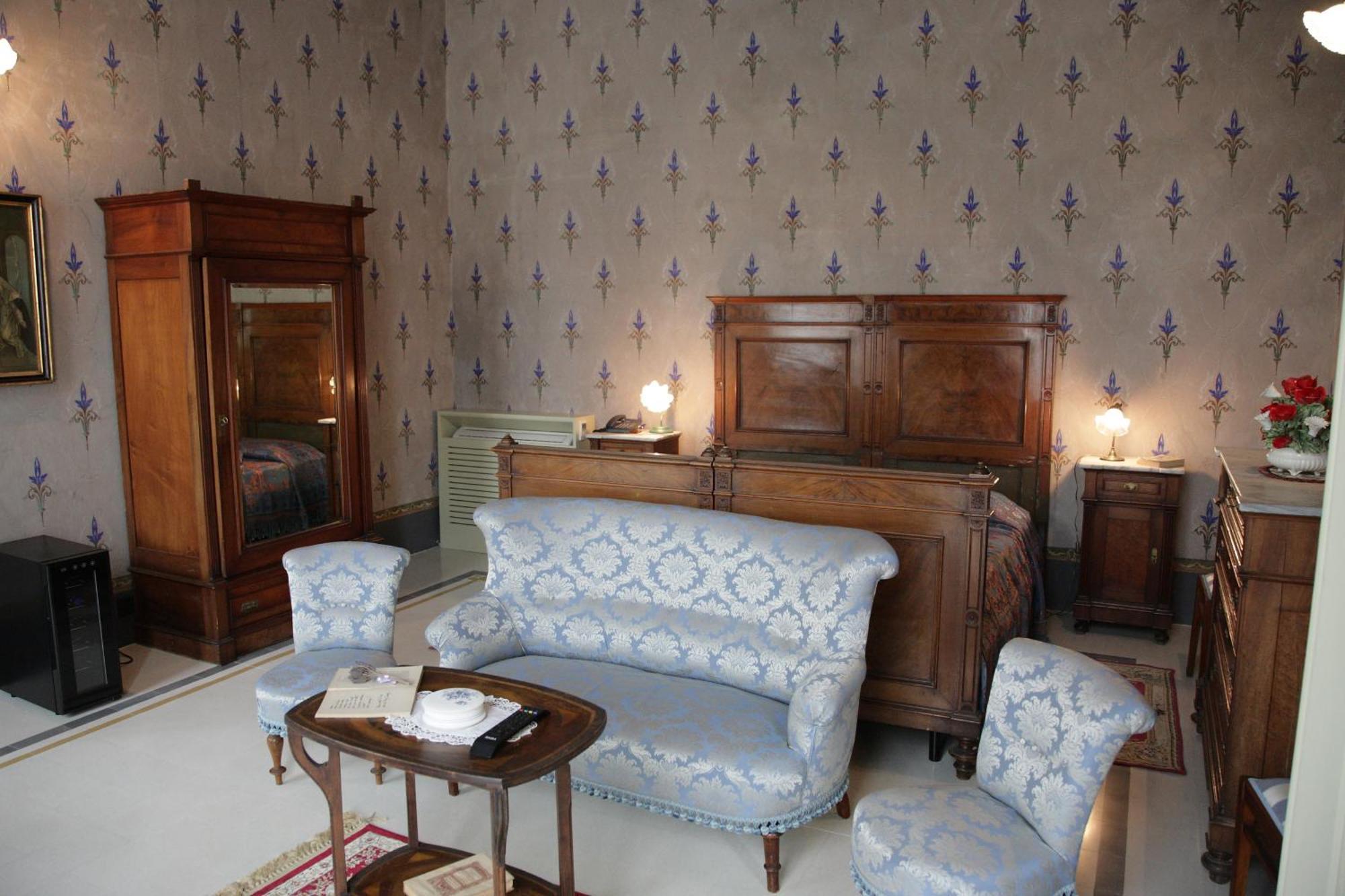 Residenza D'Epoca Regina D'Arborea 오리스타노 객실 사진