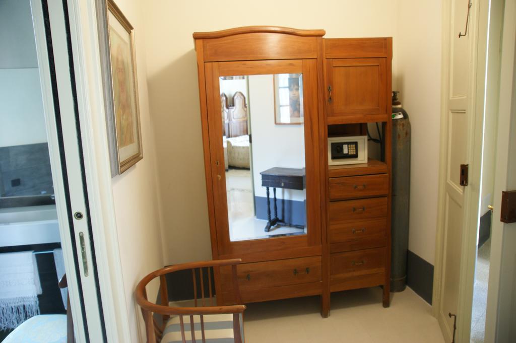 Residenza D'Epoca Regina D'Arborea 오리스타노 외부 사진